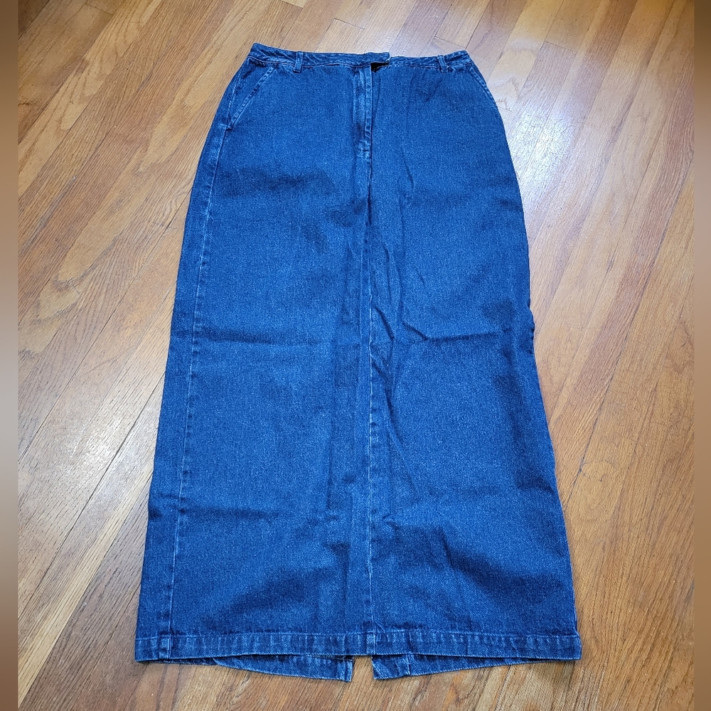 Mountain Lake Blue Denim Pencil Skirt